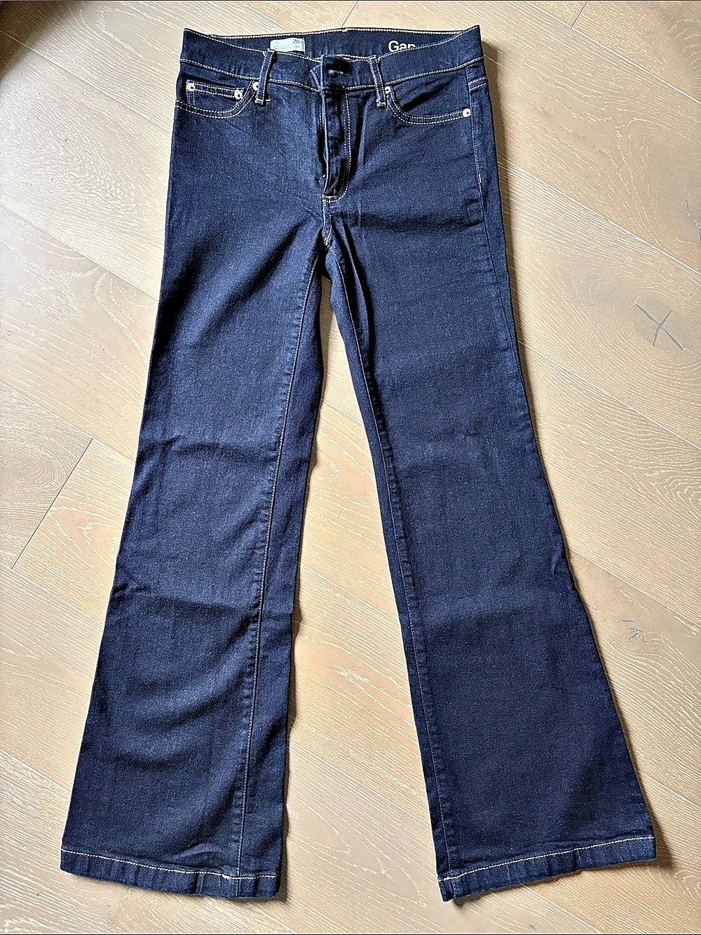 Gap Authentic Flare Jeans in Blue Waist 28